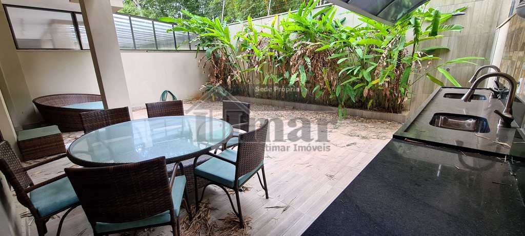 Apartamento em Guarujá, no bairro Frente Ao Mar