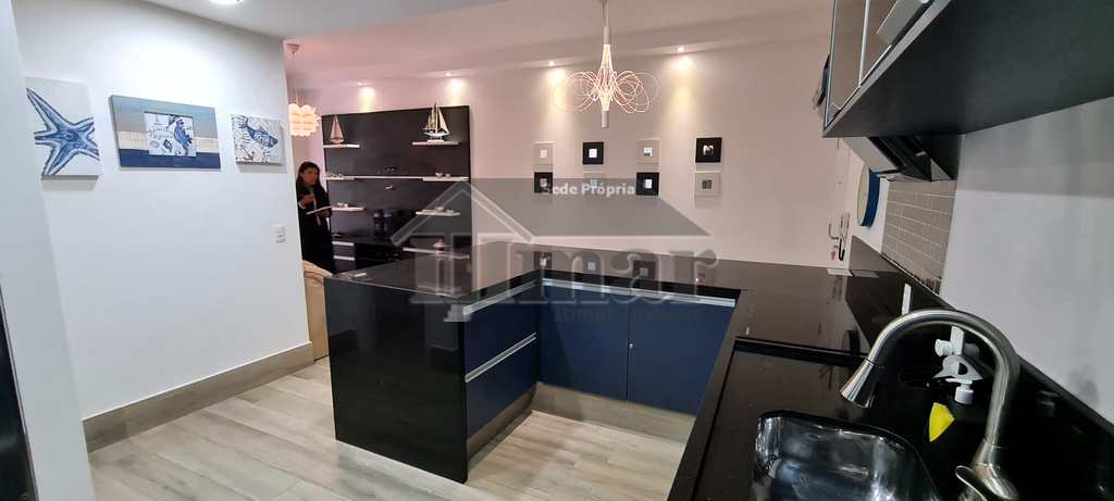 Apartamento em Guarujá, no bairro Frente Ao Mar