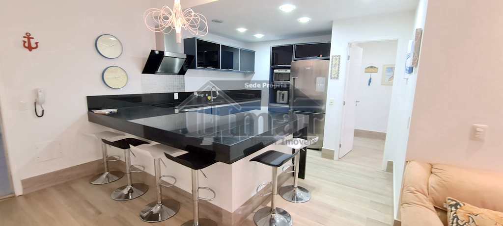 Apartamento em Guarujá, no bairro Frente Ao Mar