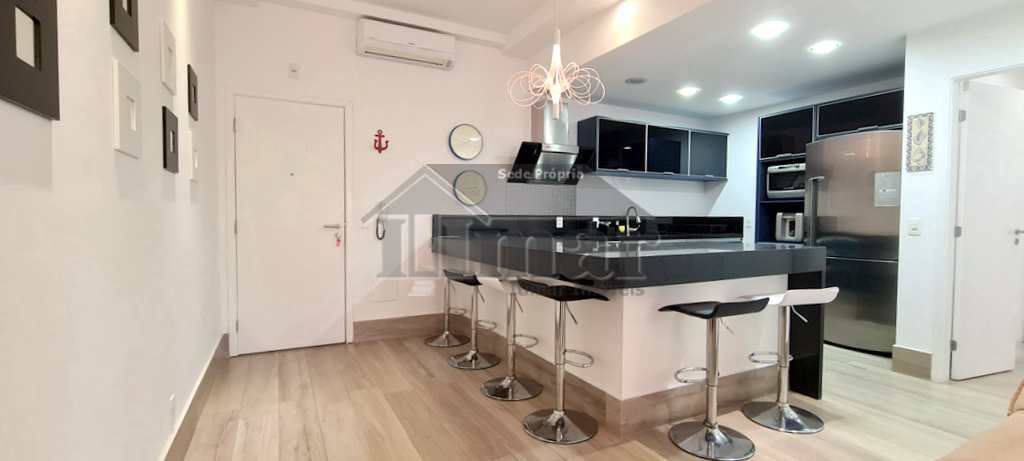 Apartamento em Guarujá, no bairro Frente Ao Mar