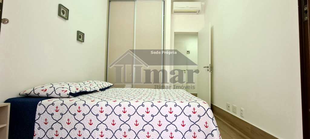Apartamento em Guarujá, no bairro Frente Ao Mar