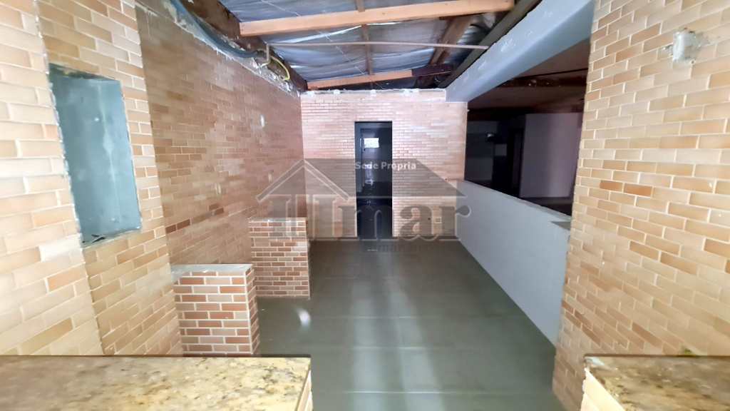 Loja em Guarujá, no bairro Praia da Enseada