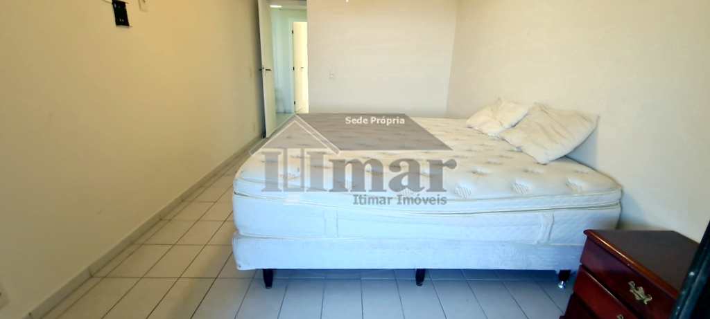 Apartamento em Guarujá, no bairro Sorocotuba