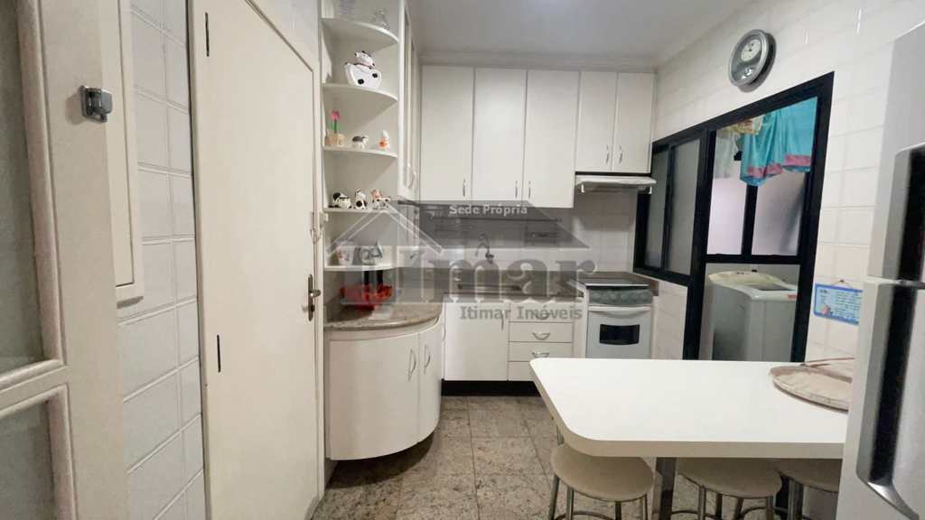 Apartamento em Guarujá, no bairro Praia da Enseada