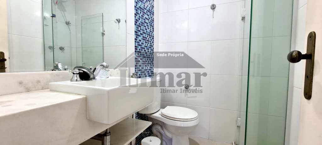 Flat em Guarujá, no bairro Praia das Pitangueiras