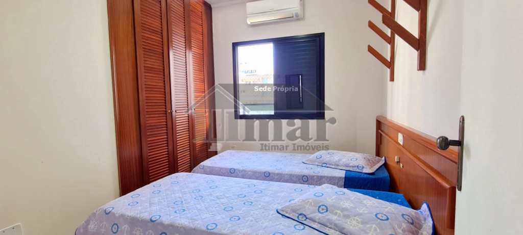 Flat em Guarujá, no bairro Praia das Pitangueiras