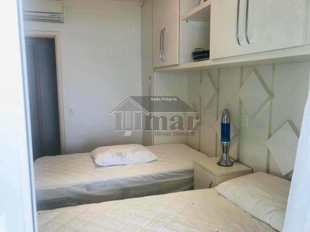 Apartamento em Guarujá, no bairro Praia da Enseada