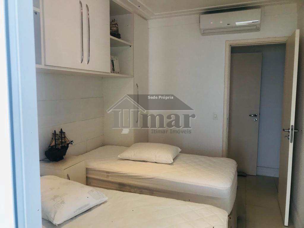 Apartamento em Guarujá, no bairro Praia da Enseada