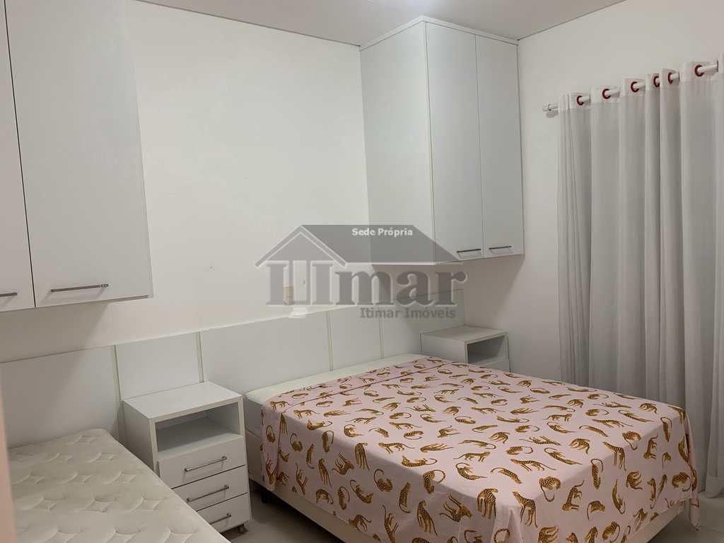 Apartamento em Guarujá, no bairro Praia da Enseada