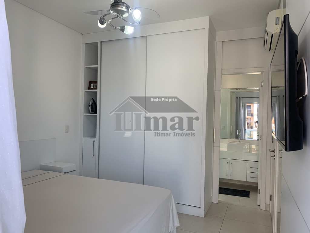 Apartamento em Guarujá, no bairro Praia da Enseada