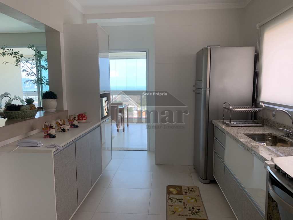 Apartamento em Guarujá, no bairro Praia da Enseada