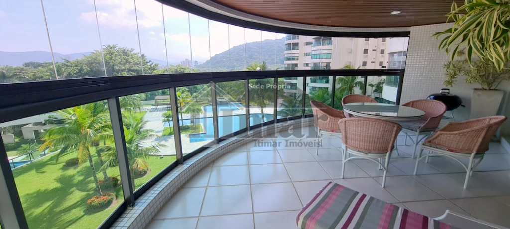 Apartamento em Guarujá, no bairro Praia da Enseada