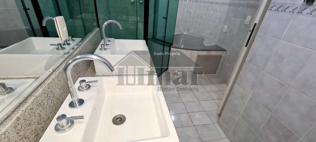 Apartamento em Guarujá, no bairro Praia da Enseada