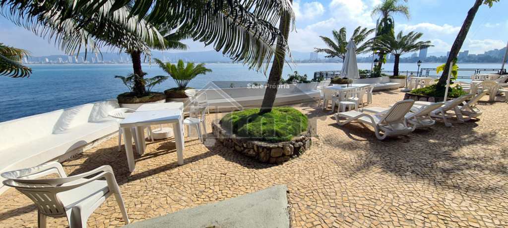 Apartamento em Guarujá, no bairro Condomínio Peninsula