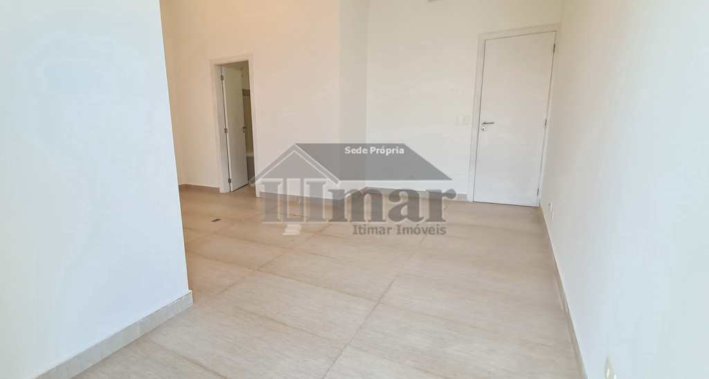 Apartamento em Guarujá, no bairro Condomínio Peninsula