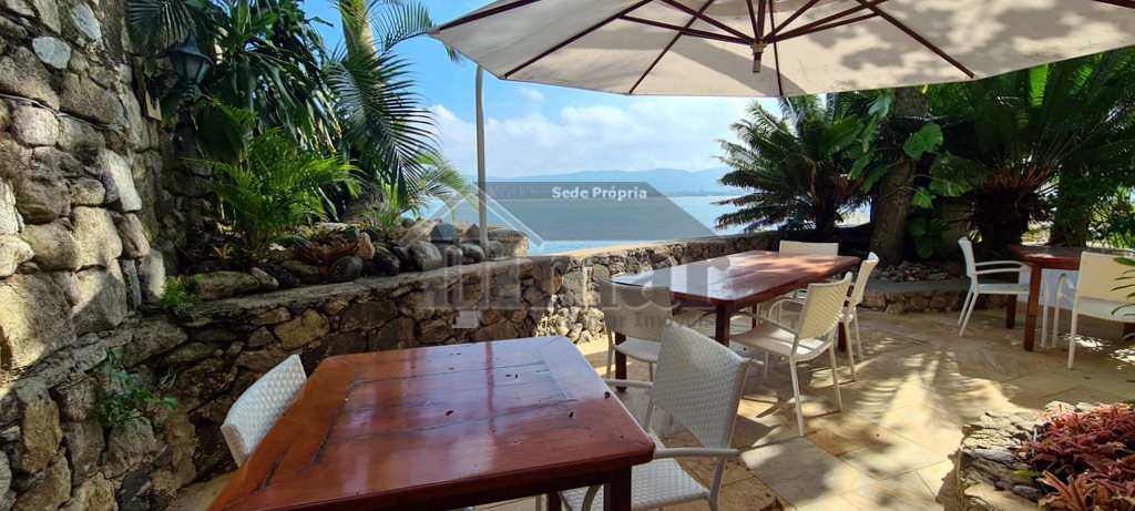 Apartamento em Guarujá, no bairro Condomínio Peninsula
