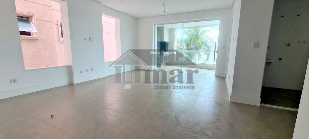 Apartamento em Guarujá, no bairro Frente Ao Mar