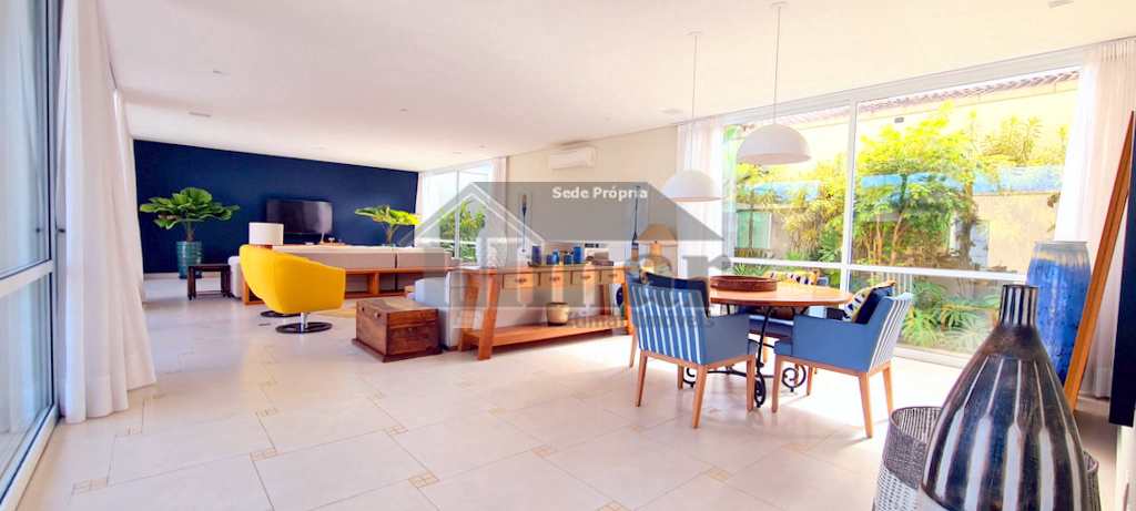 Casa em Guarujá, no bairro Praia da Enseada