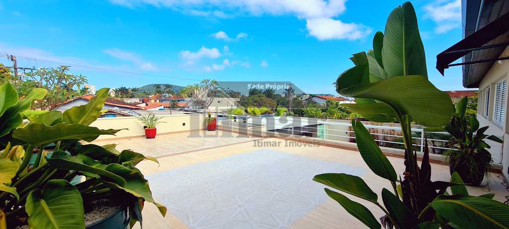 Casa em Guarujá, no bairro Praia da Enseada