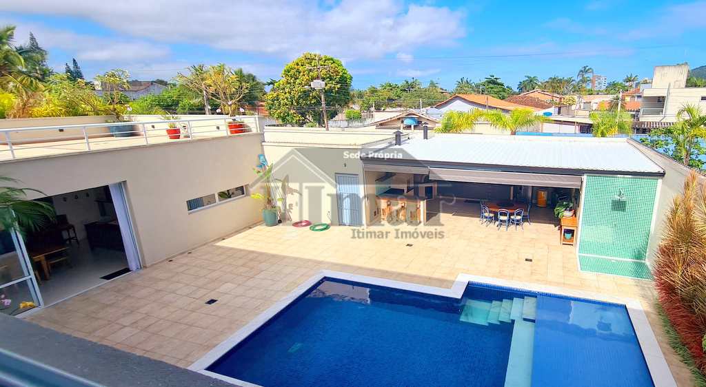Casa em Guarujá, no bairro Praia da Enseada