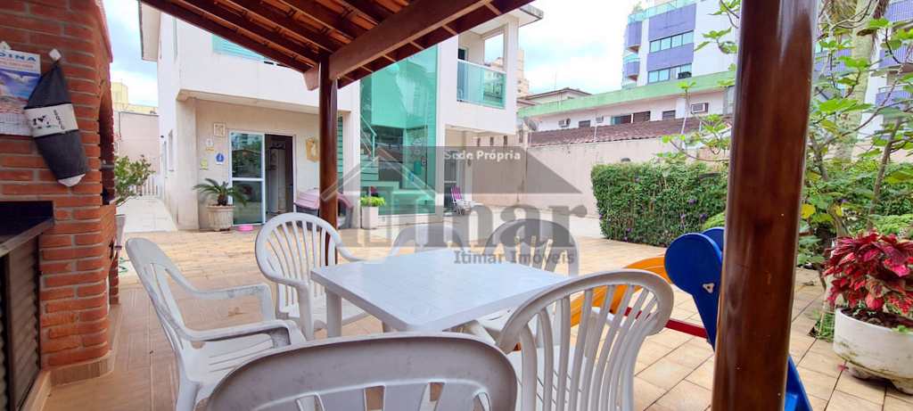 Casa em Guarujá, no bairro Praia da Enseada