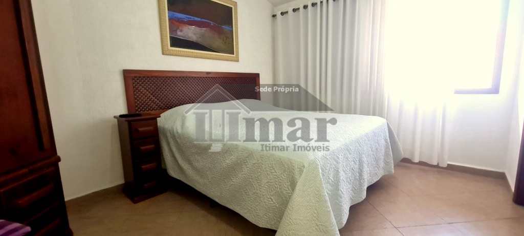 Casa em Guarujá, no bairro Praia da Enseada