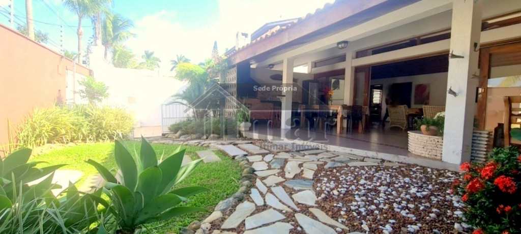 Casa em Guarujá, no bairro Praia da Enseada