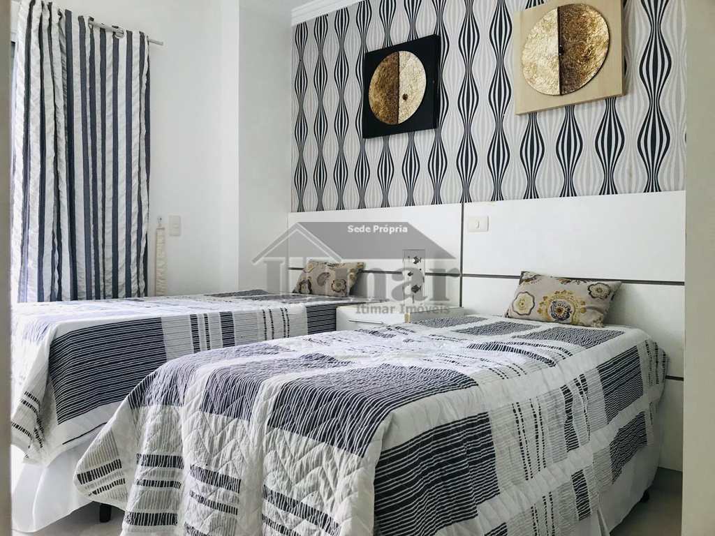 Apartamento em Guarujá, no bairro Praia da Enseada