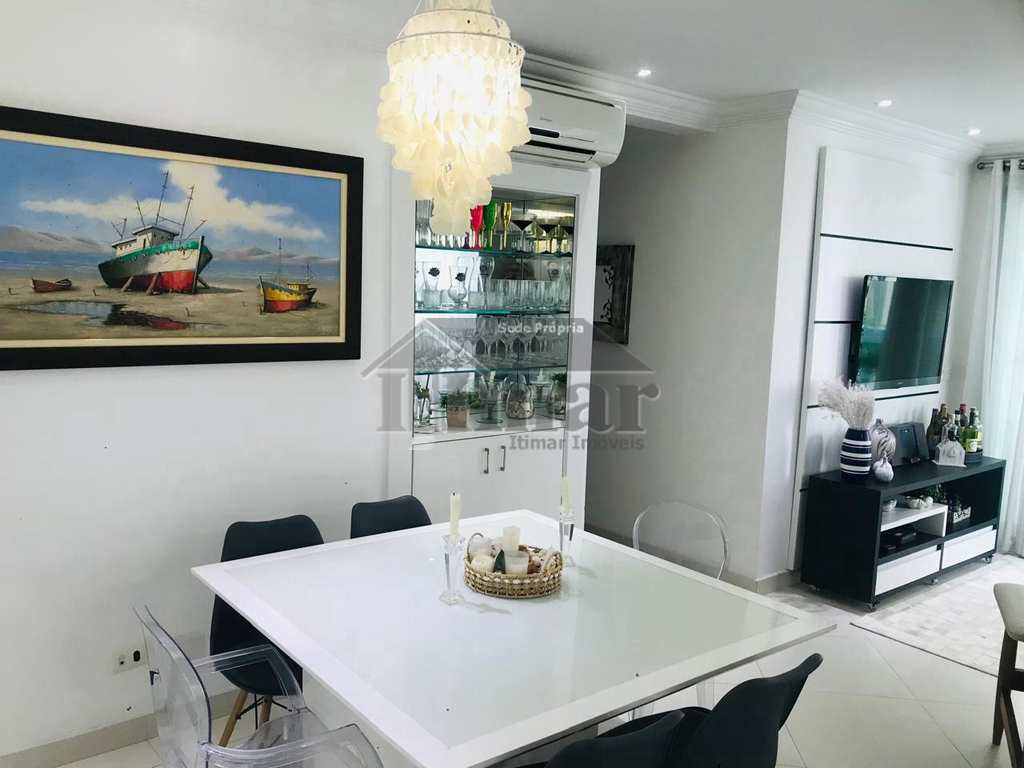 Apartamento em Guarujá, no bairro Praia da Enseada