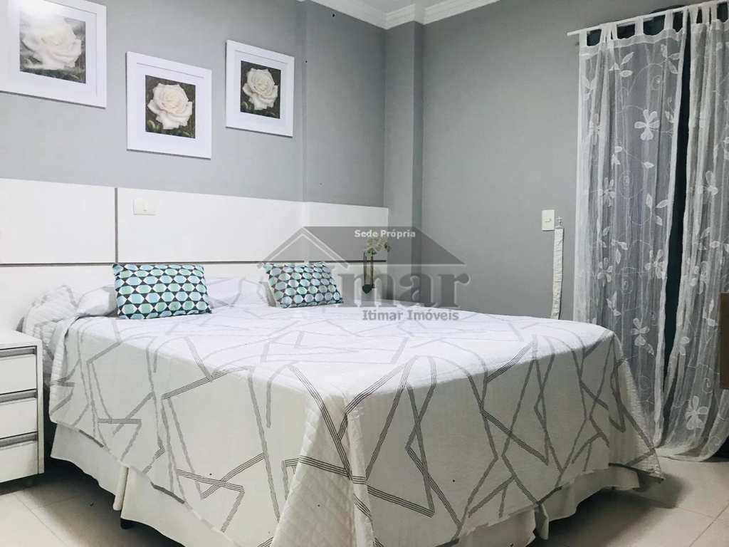 Apartamento em Guarujá, no bairro Praia da Enseada