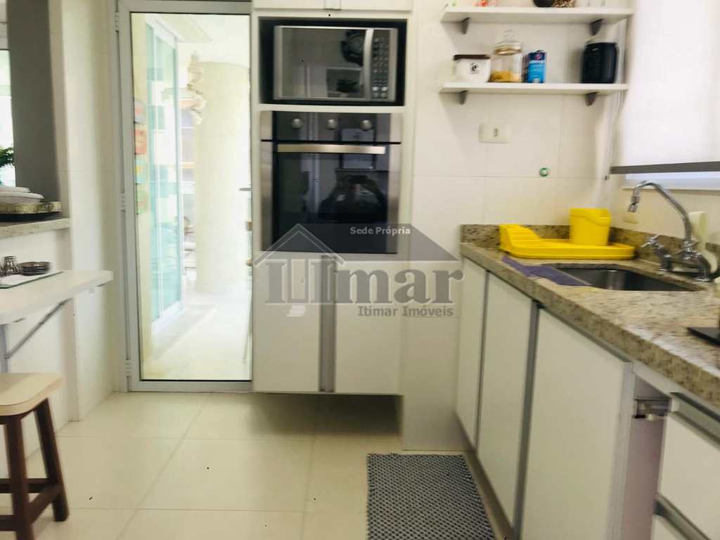 Apartamento em Guarujá, no bairro Praia da Enseada