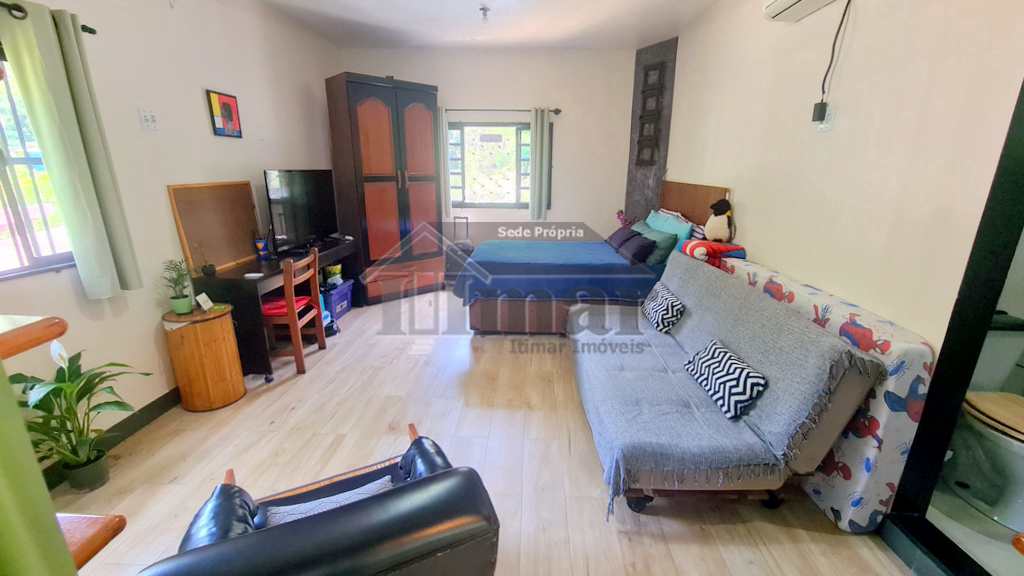 Casa em Guarujá, no bairro Praia do Góes