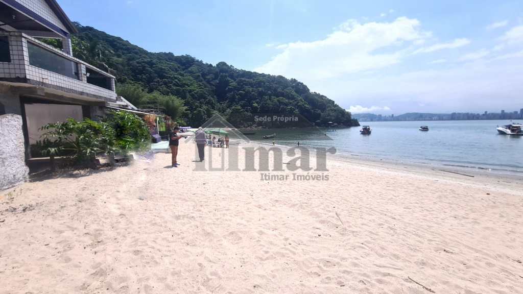 Casa em Guarujá, no bairro Praia do Góes
