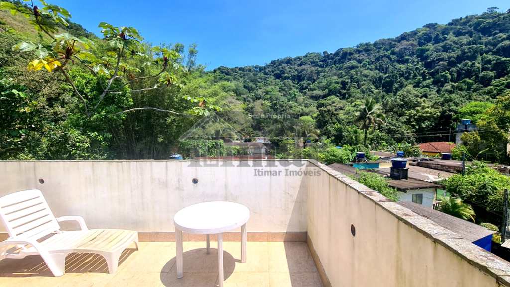 Casa em Guarujá, no bairro Praia do Góes
