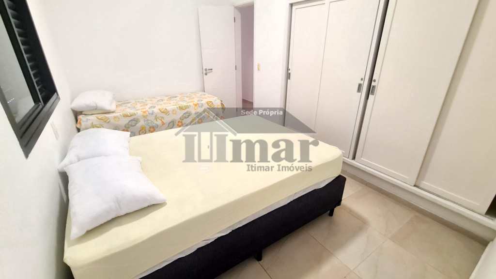 Casa em Guarujá, no bairro Praia da Enseada