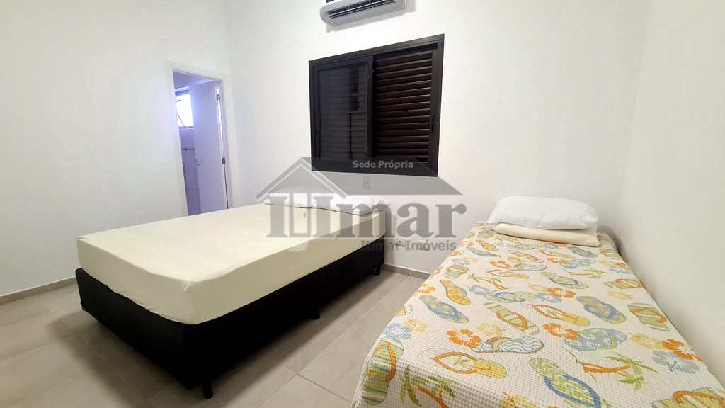 Casa em Guarujá, no bairro Praia da Enseada
