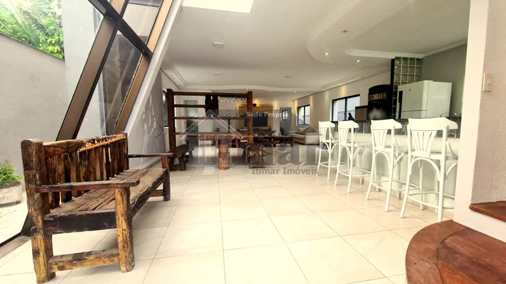 Casa em Guarujá, no bairro Praia da Enseada