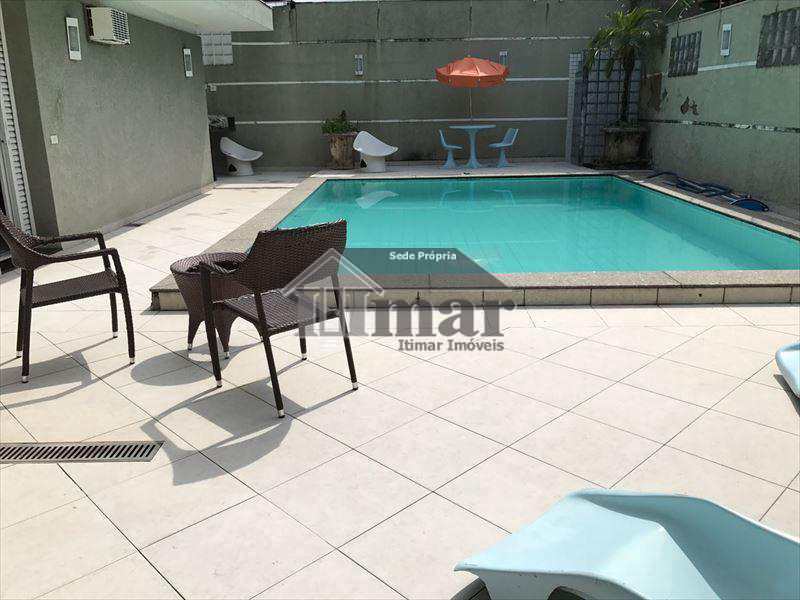 Casa em Guarujá, no bairro Praia da Enseada