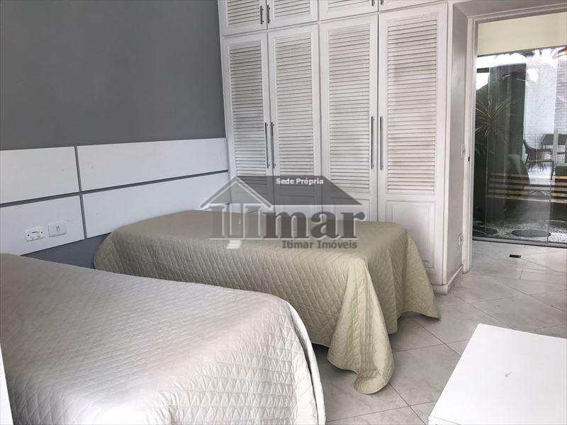 Casa em Guarujá, no bairro Praia da Enseada