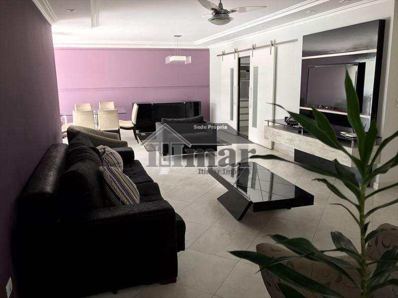 Casa em Guarujá, no bairro Praia da Enseada