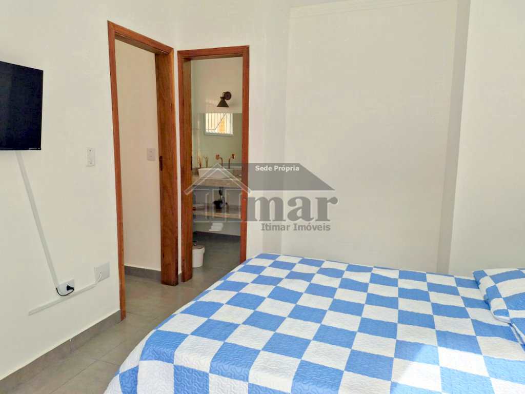 Casa em Guarujá, no bairro Praia da Enseada