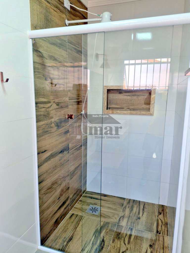 Casa em Guarujá, no bairro Praia da Enseada