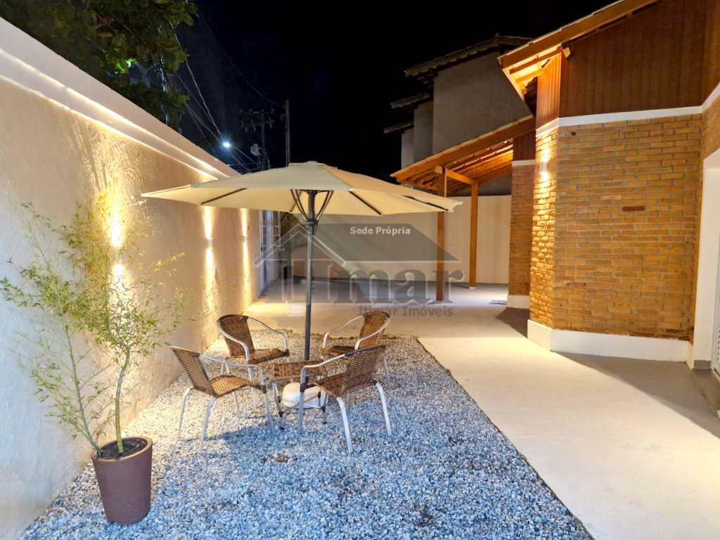 Casa em Guarujá, no bairro Praia da Enseada