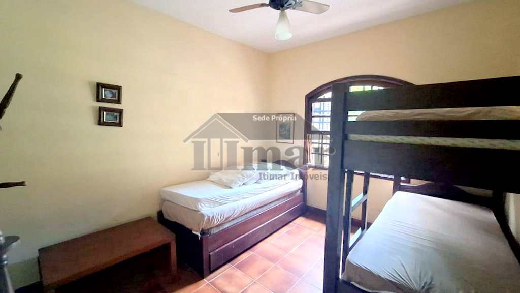 Casa em Guarujá, no bairro Praia da Enseada