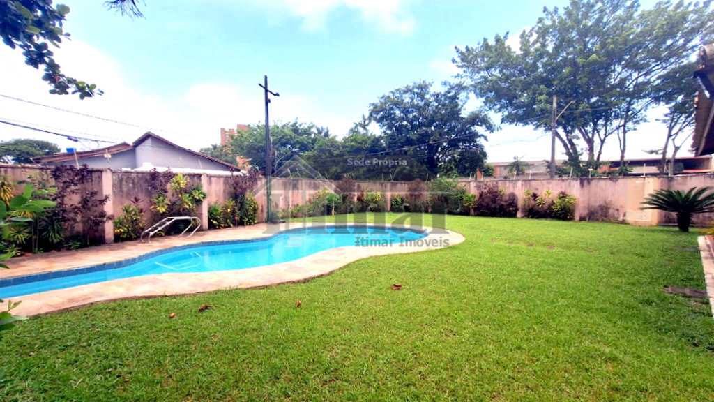 Casa em Guarujá, no bairro Praia da Enseada