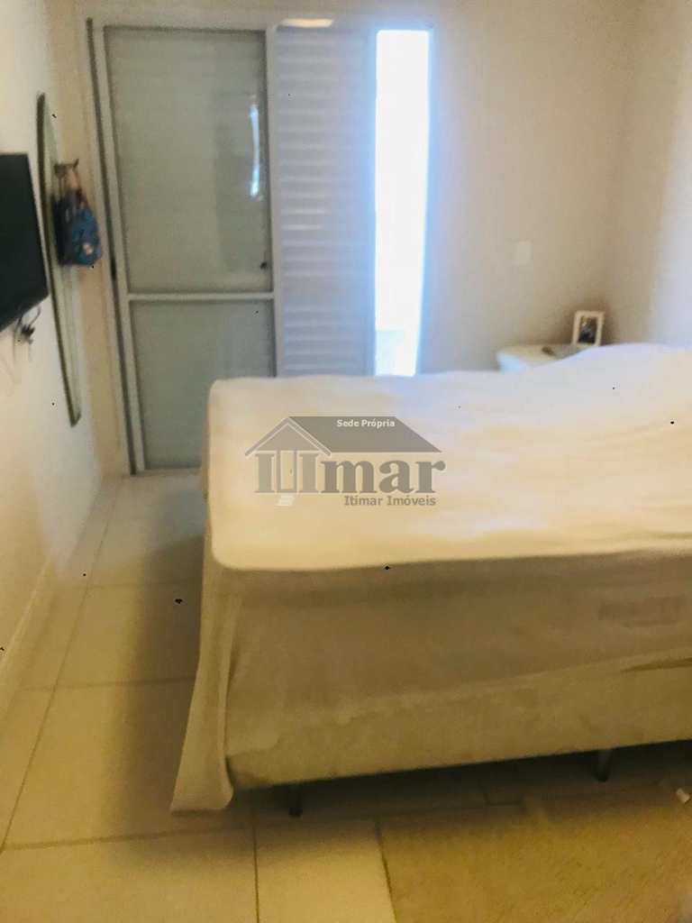 Apartamento em Guarujá, no bairro Enseada