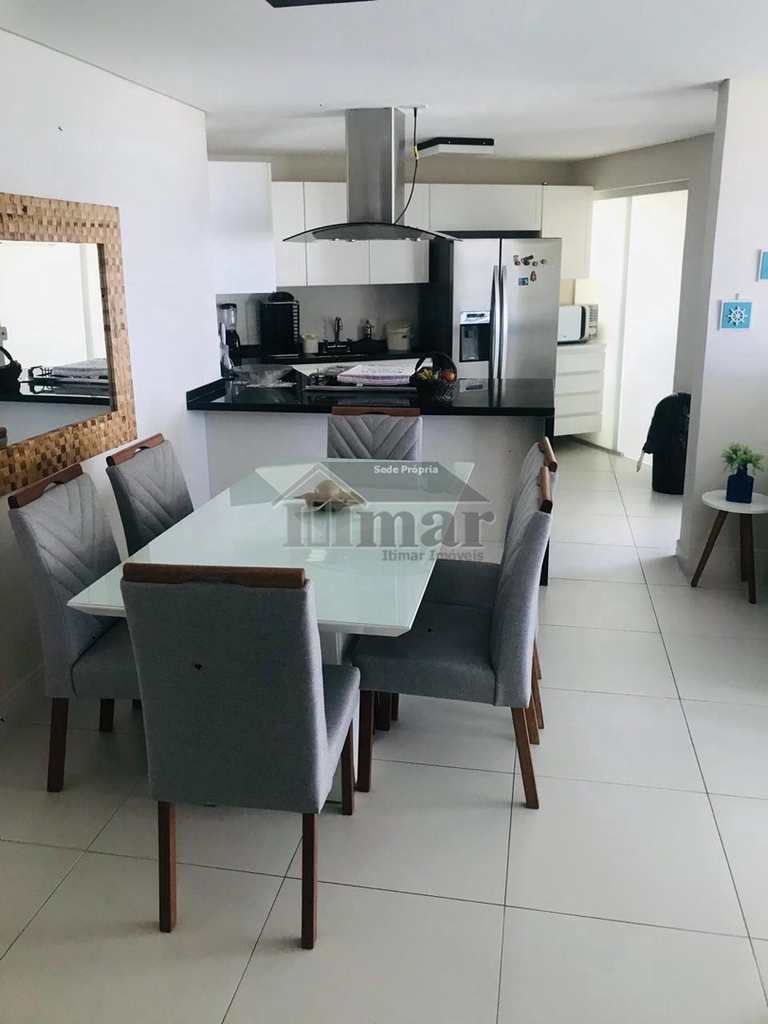 Apartamento em Guarujá, no bairro Enseada