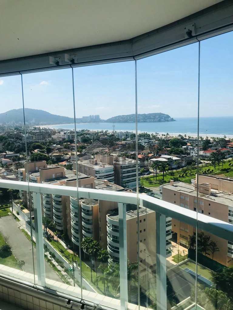 Apartamento em Guarujá, no bairro Enseada