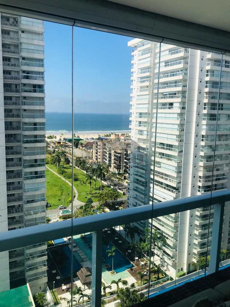 Apartamento em Guarujá, no bairro Enseada