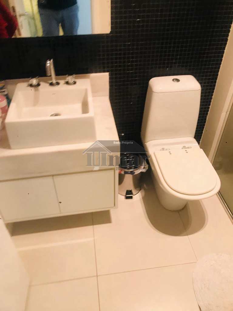 Apartamento em Guarujá, no bairro Enseada